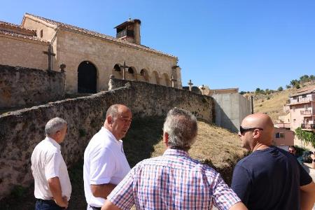 Imagen Atrás  Miguel Ángel de Vicente hace parada en Santo Tomé del Puerto, Casla, Castroserna de Abajo, Castroserna de Arriba y Prádena para seguir recorriendo el mapa provincial